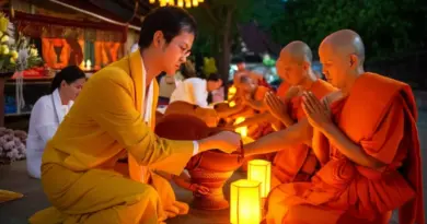 The Chiang Mai Alms Giving and Loy Krathong: How to Participate Respectfully