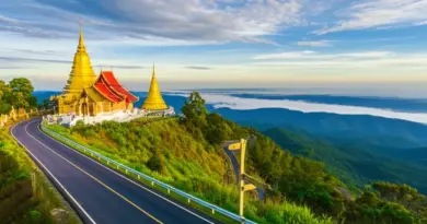 Day-by-day 7-day itinerary: must-see temples, Doi Inthanon, Pai detour options, and scenic driving routes