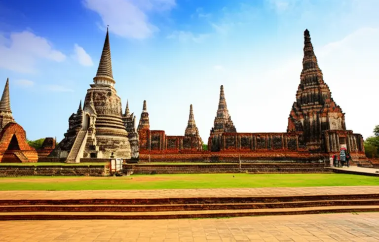 Why Ayutthaya and Sukhothai Matter: History, UNESCO Status, and What to Expect When Visiting Ancient Capitals
