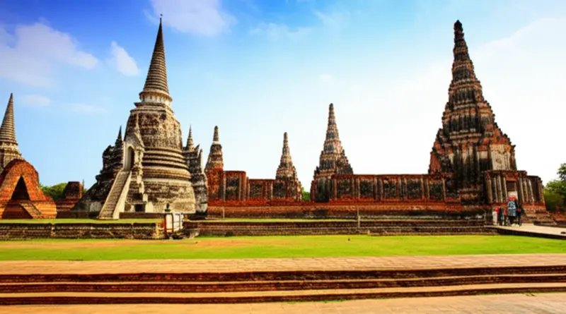 Why Ayutthaya and Sukhothai Matter: History, UNESCO Status, and What to Expect When Visiting Ancient Capitals