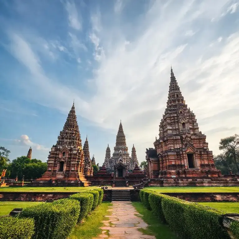 Ayutthaya in One Day: Complete Temple Itinerary to See the Best Ruins, Tips, and Timing