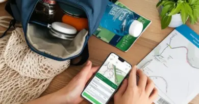 Planning your eco-friendly day trip: timetables, ticket tips, packing light, and sustainable local transport options