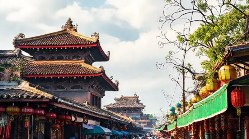 Highlights and hidden gems: top ancient temples, local workshops, and market stops explained by guides