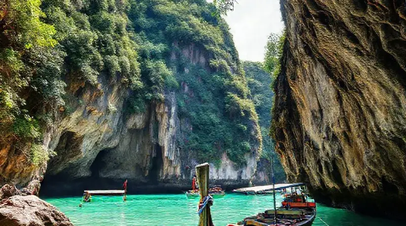 Trang 4-day itinerary: caves island-hopping and legendary roast pork — Ultimate Trang 4-Day Itinerary: Caves, Island-Hopping, Beaches and Where to Find Legendary Roast Pork