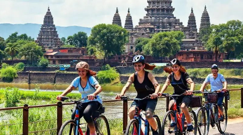 Why choose a community cycling tour in Ayutthaya? — benefits, search intent, and what to expect from a local guide