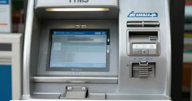 Where to Withdraw Cash and Use Cards in Thailand